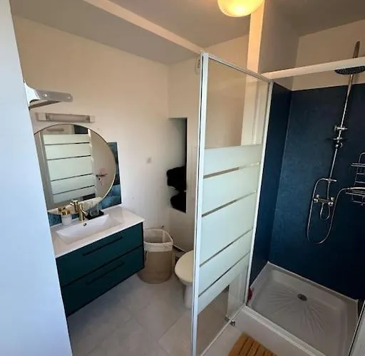 Cosy, Balcon, Parking *