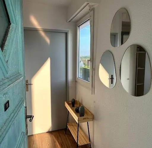 Cosy, Balcon, Parking *