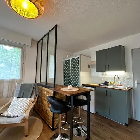 Cosy, Balcon, Parking * Cherbourg-en-Cotentin