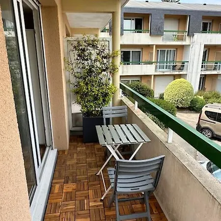 Cosy, Balcon, Parking Appartement