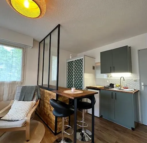 Cosy, Balcon, Parking * Cherbourg-en-Cotentin